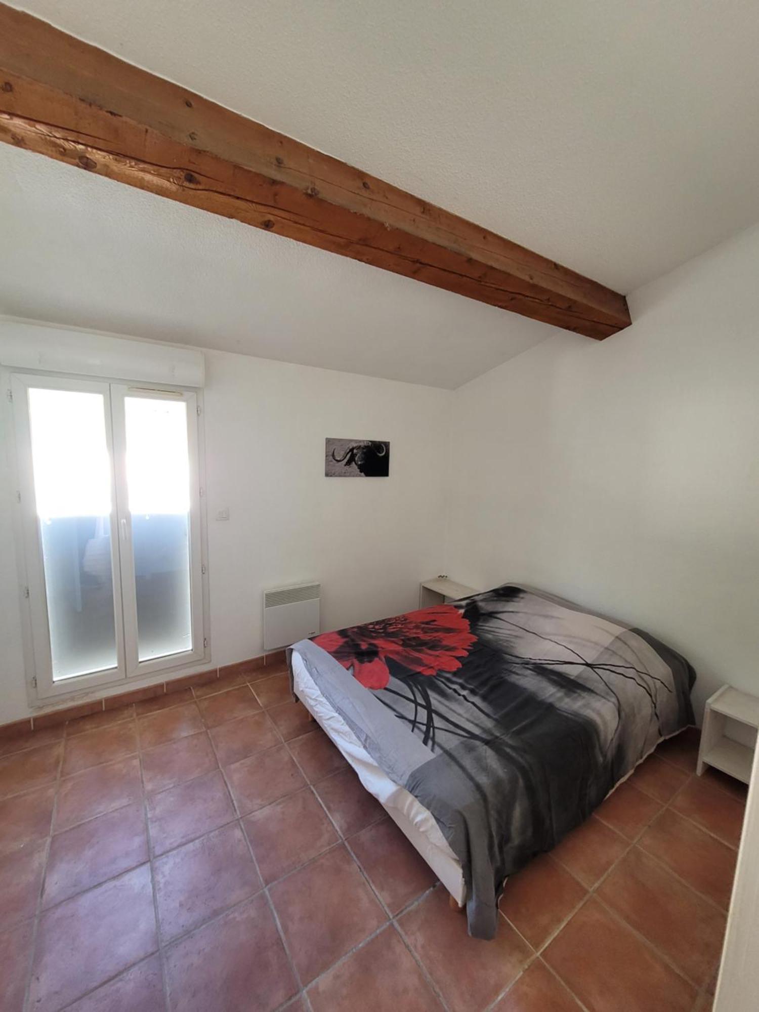 Maison Avec Piscine Dans Residence Greoux-les-Bains Luaran gambar